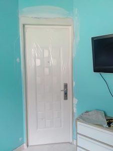 9 Ide Desain Pintu Kamar Tidur Elegan 2023