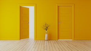 Inspirasi Warna Cat pada Interior Pintu Rumah